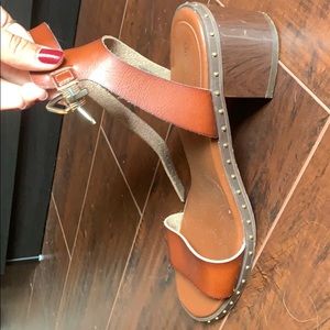 American eagle sandals with heel and ankle strap